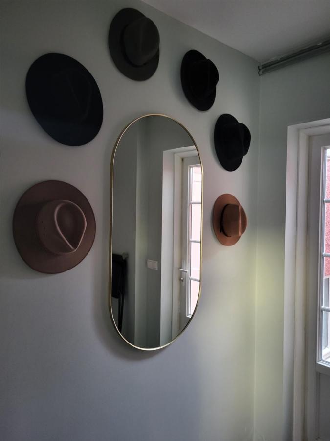 Grindavik Guesthouse Self Check In & Out Экстерьер фото