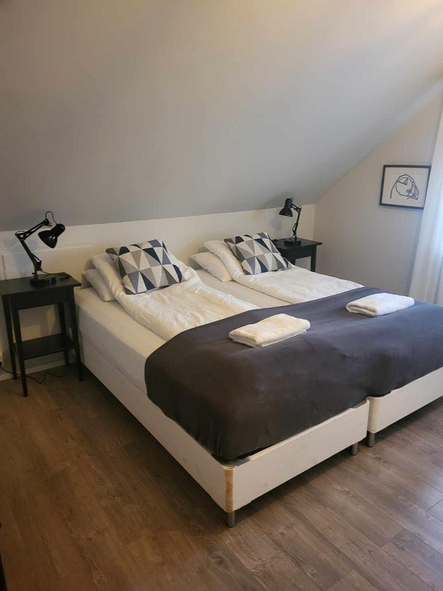 Grindavik Guesthouse Self Check In & Out Экстерьер фото